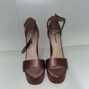 Platform satin heels